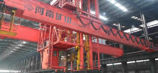 Carbon Block Stacking Crane