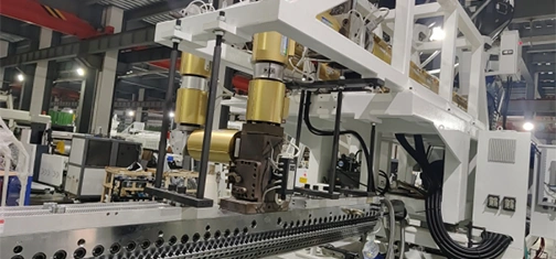 Foil Base Lamination Machine